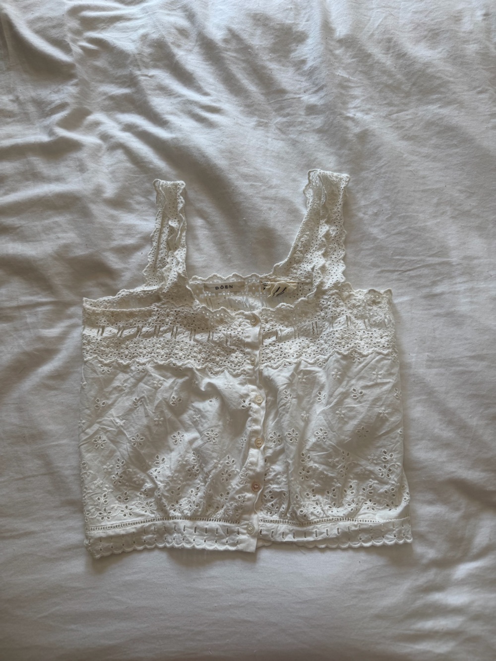 DÔEN XS White Eyelet Lace Cami Top 100% Cotton Button Front